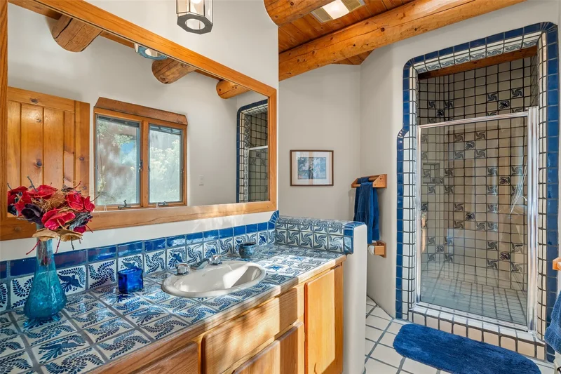 1388 Camino Corto, Santa Fe, NM 87501, Santa Fe, New Mexico, United States. - Photo 32