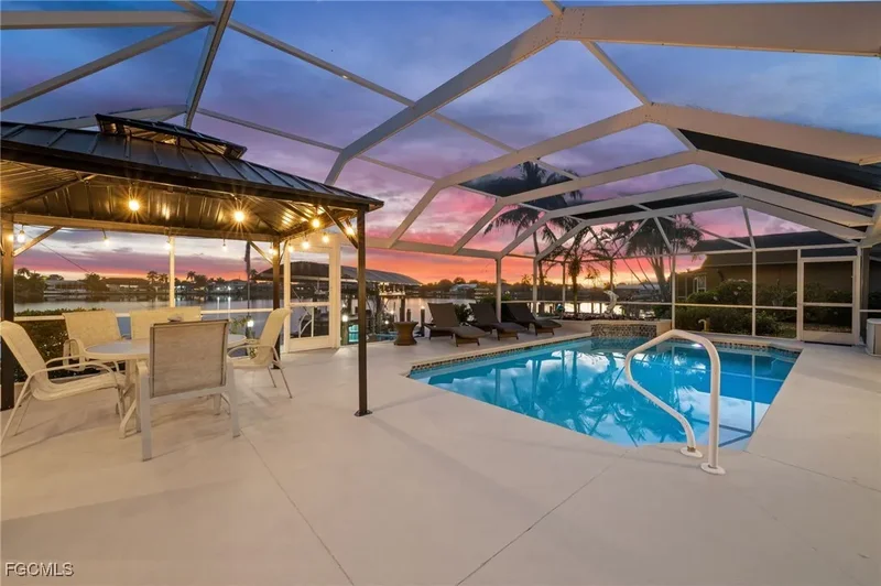 626 Cape Coral Parkway W, Cape Coral, FL 33914, Cape Coral, Florida, United States. - Photo 49
