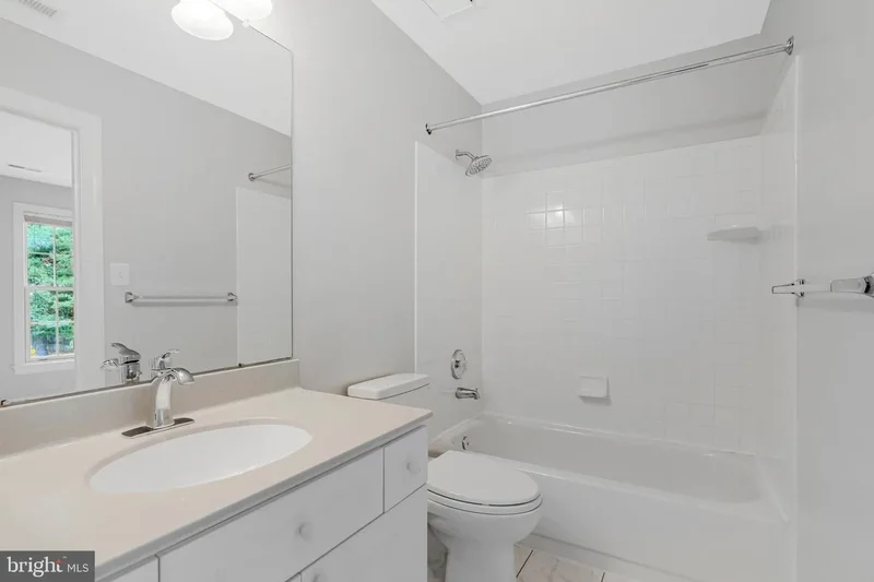 1200 CHADSWORTH CT, MCLEAN, VA, 22102, USA, McLean, Virginia, United States. - Photo 28