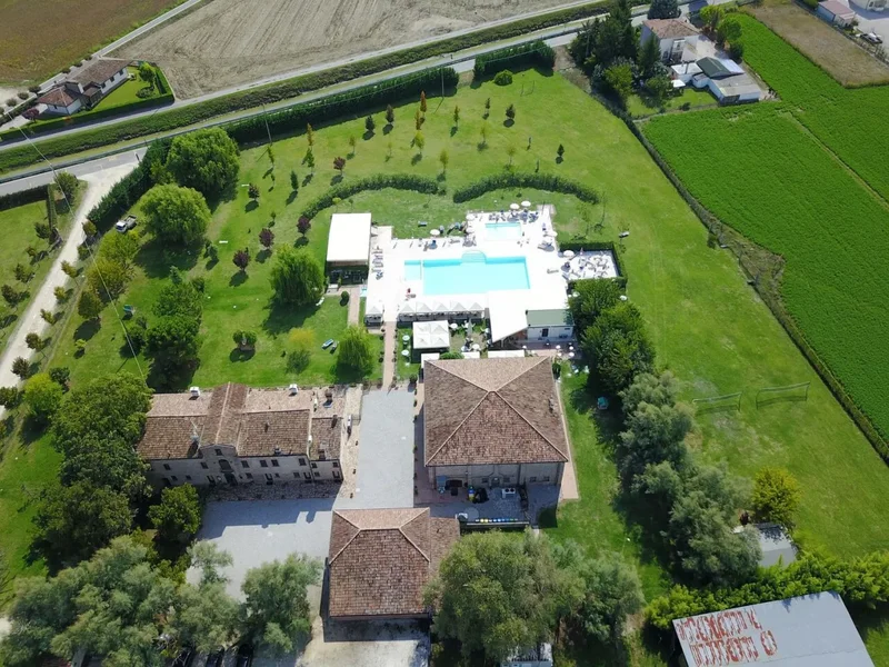 campagna, Emilia-Romagna, Italy. - Photo 3