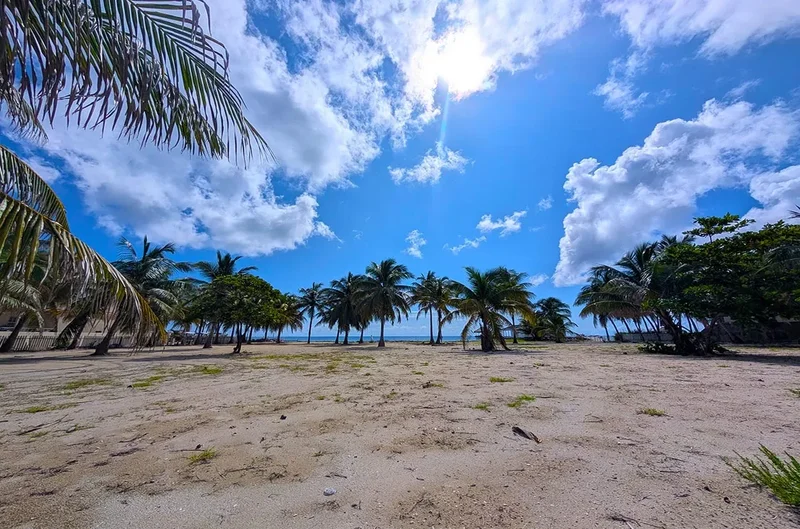 W25F+GPC, San Pedro, Belize, San Pedro, Corozal District, Belize. - Photo 2
