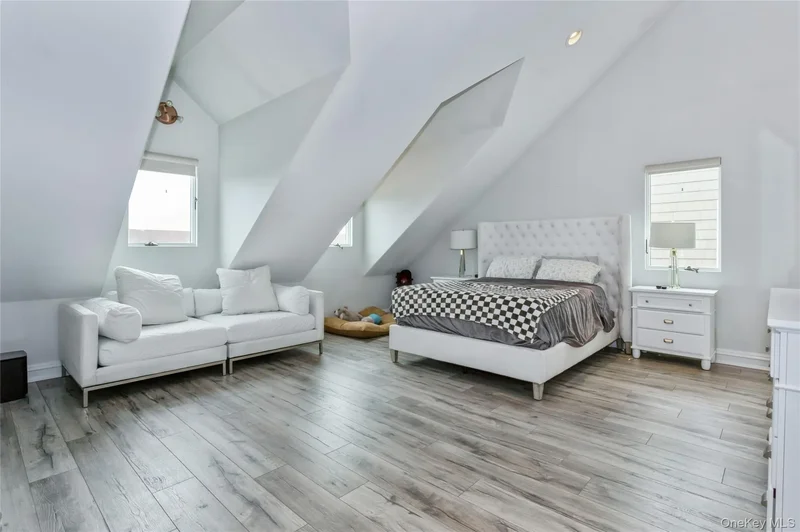 319 Harbor Drive, Long Beach, New York, United States. - Photo 26