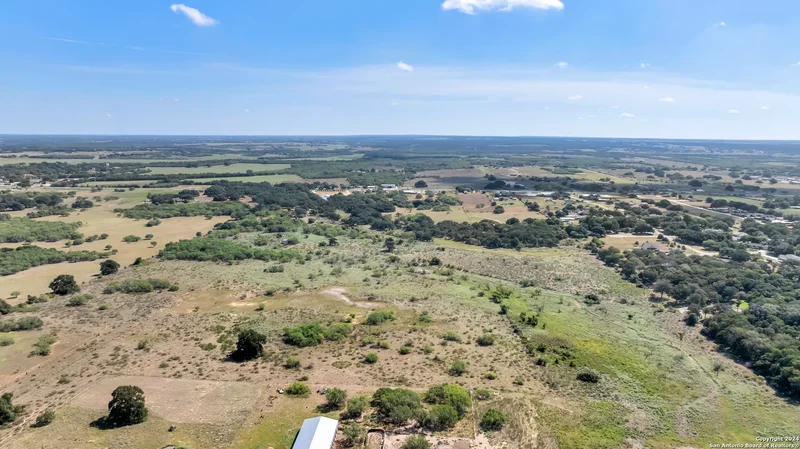 12153 E US Hwy 87 W, La Vernia, TX 78121, La Vernia, Texas, United States. - Photo 36