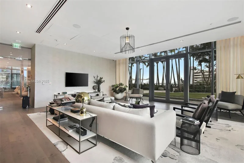 650 NE 32nd St BH7, Miami, Florida, United States. - Photo 39