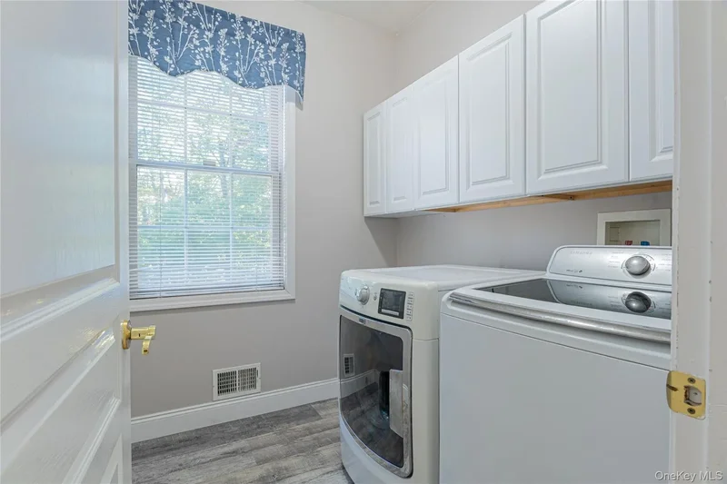 16 Avalon Court, Hopewell Junction, New York, United States. - Photo 10