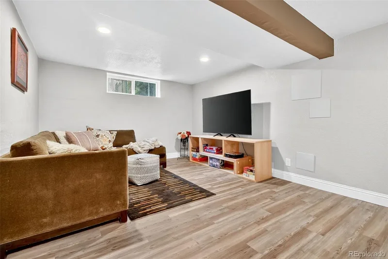 2065 Holly Street, Denver, Colorado, United States. - Photo 28