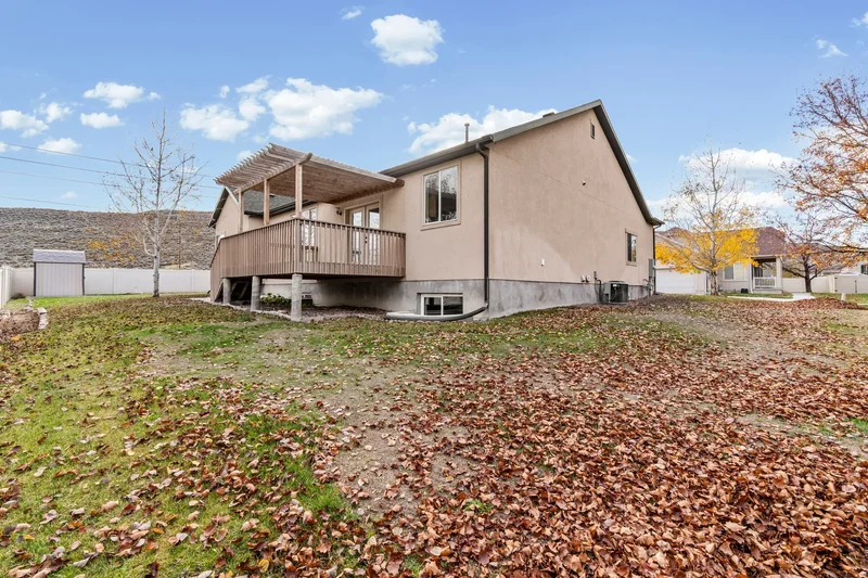 53 W Lake View Terrace Rd, Saratoga Springs, UT 84045, Saratoga Springs, Utah, United States. - Photo 38