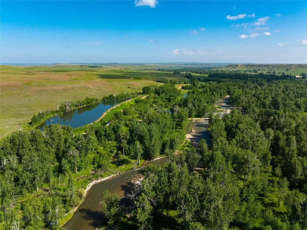 2825 & 2830 Highway 78 S, Absarokee, Montana, United States. - Photo 24
