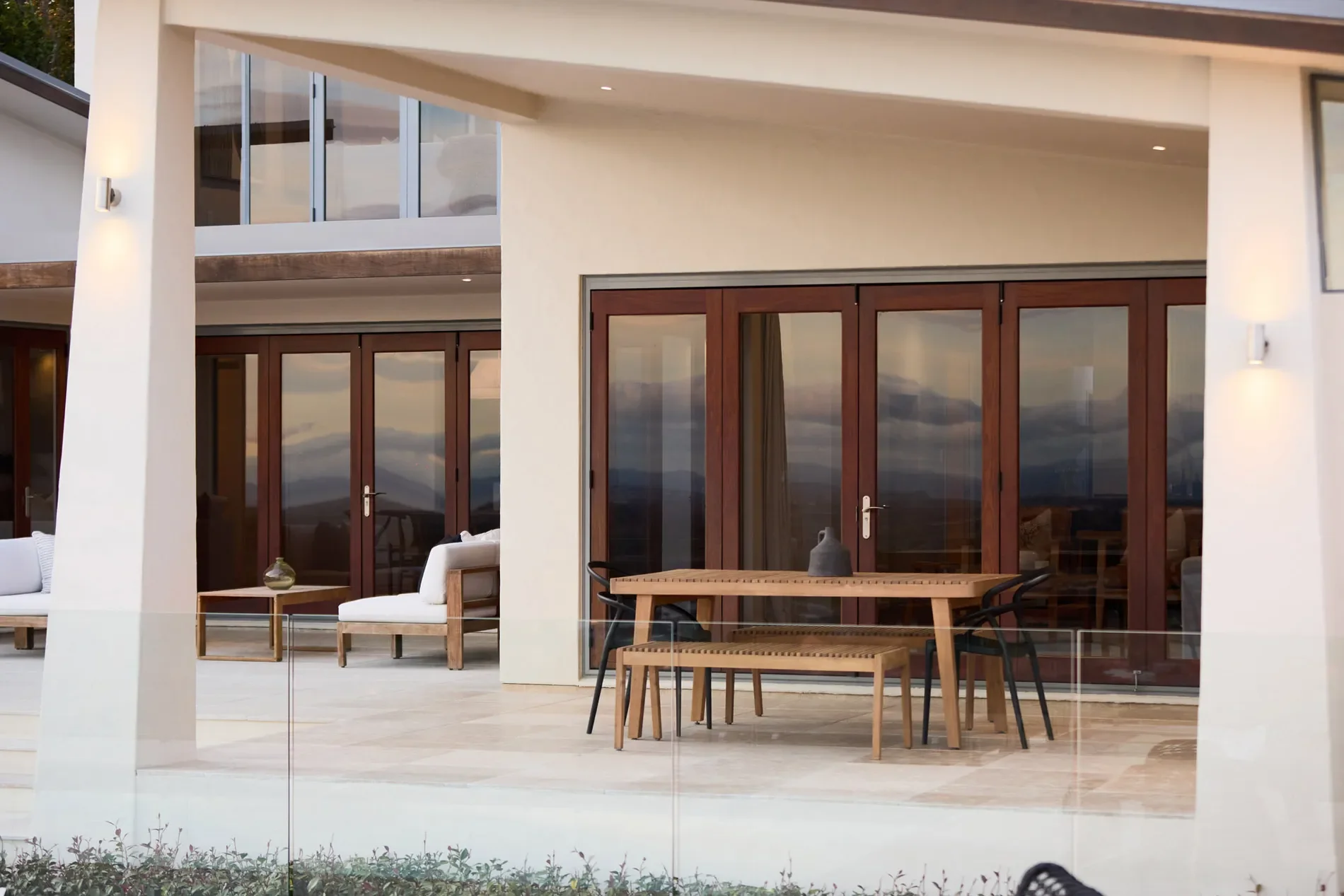Exterior photo 10