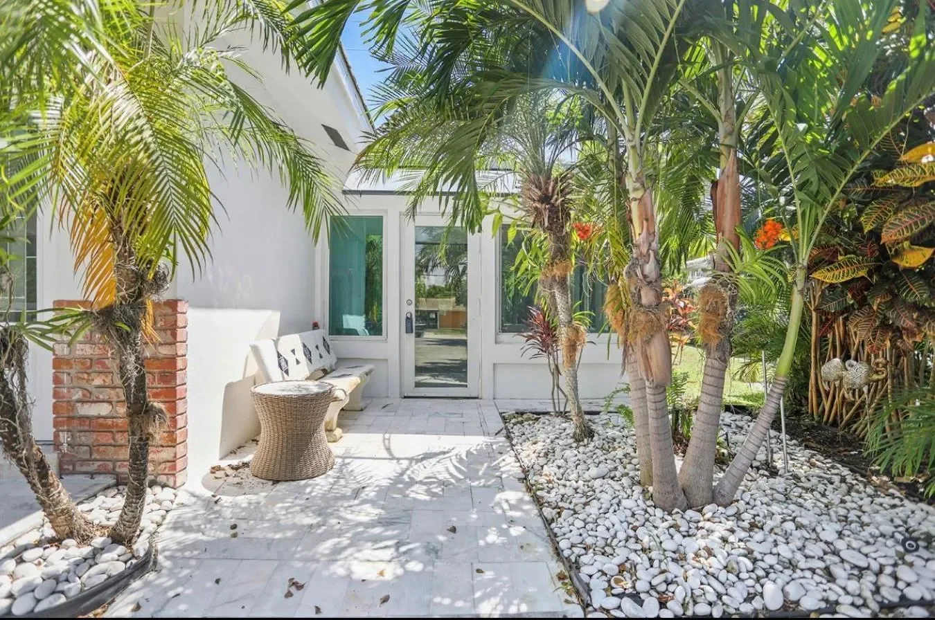 4512 Sea Grape Drive, Fort Lauderdale, Florida, United States. - Photo 1