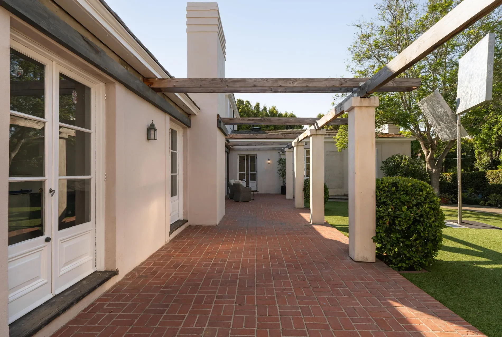 1600 Santa Barbara Street, Santa Barbara, California, United States. - Photo 20