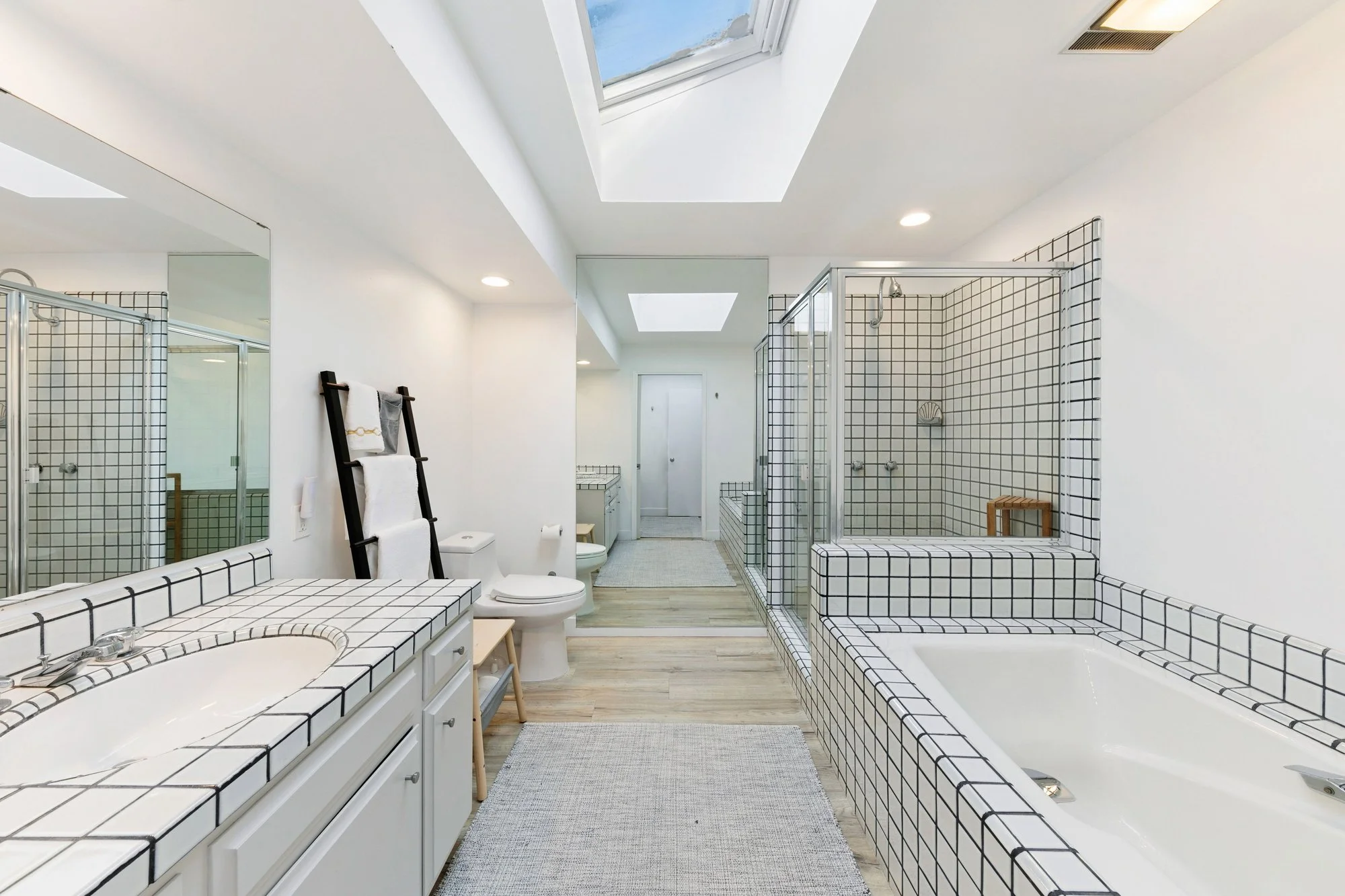 30830 Broad Beach Road , Malibu, CA 90265, Malibu, California, United States. - Photo 18