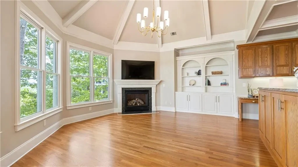 Gallery photo 4
