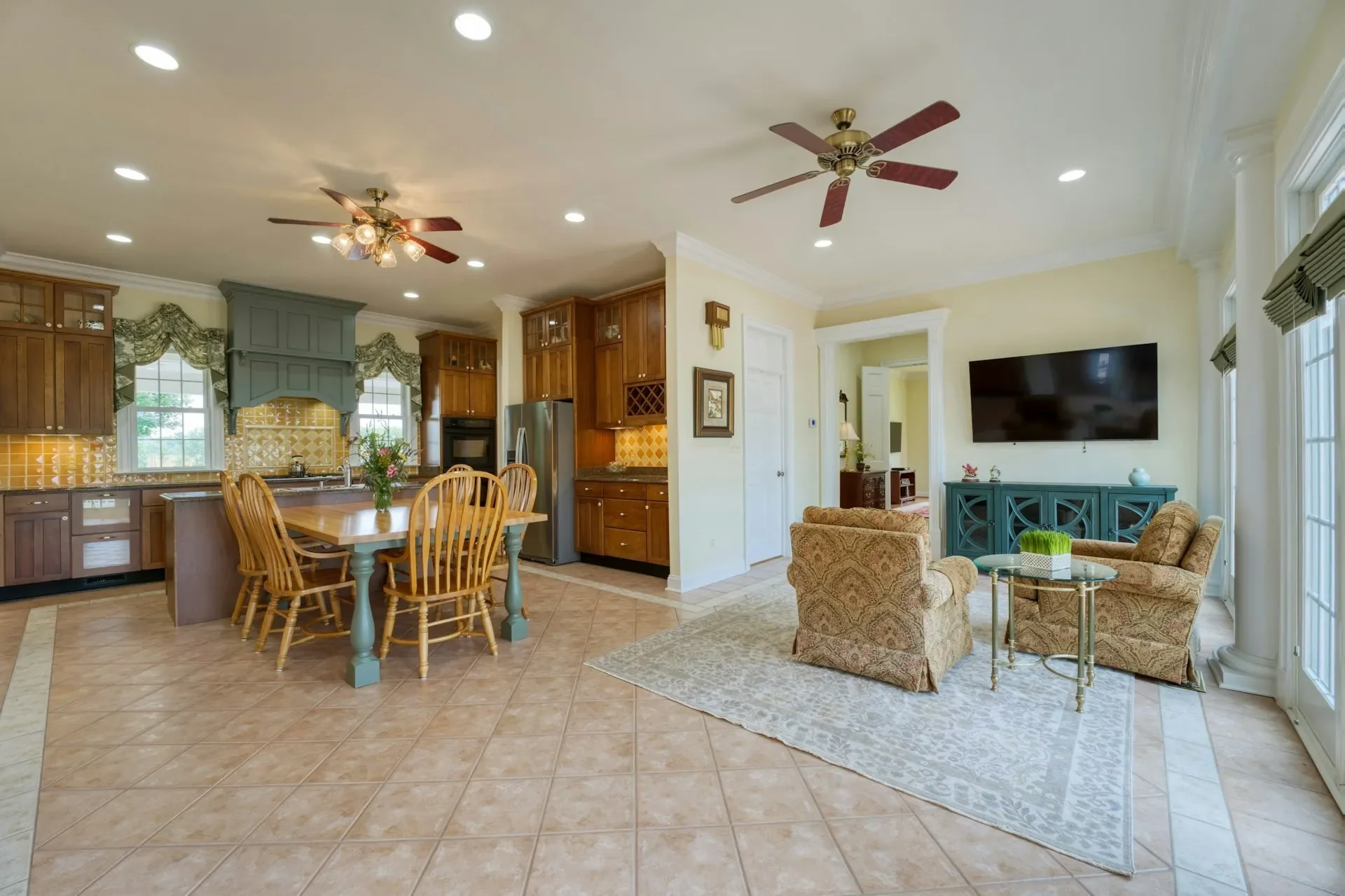 899 Earle Road , Charles Town, WV 25414, Ranson, West Virginia, United States. - Photo 19