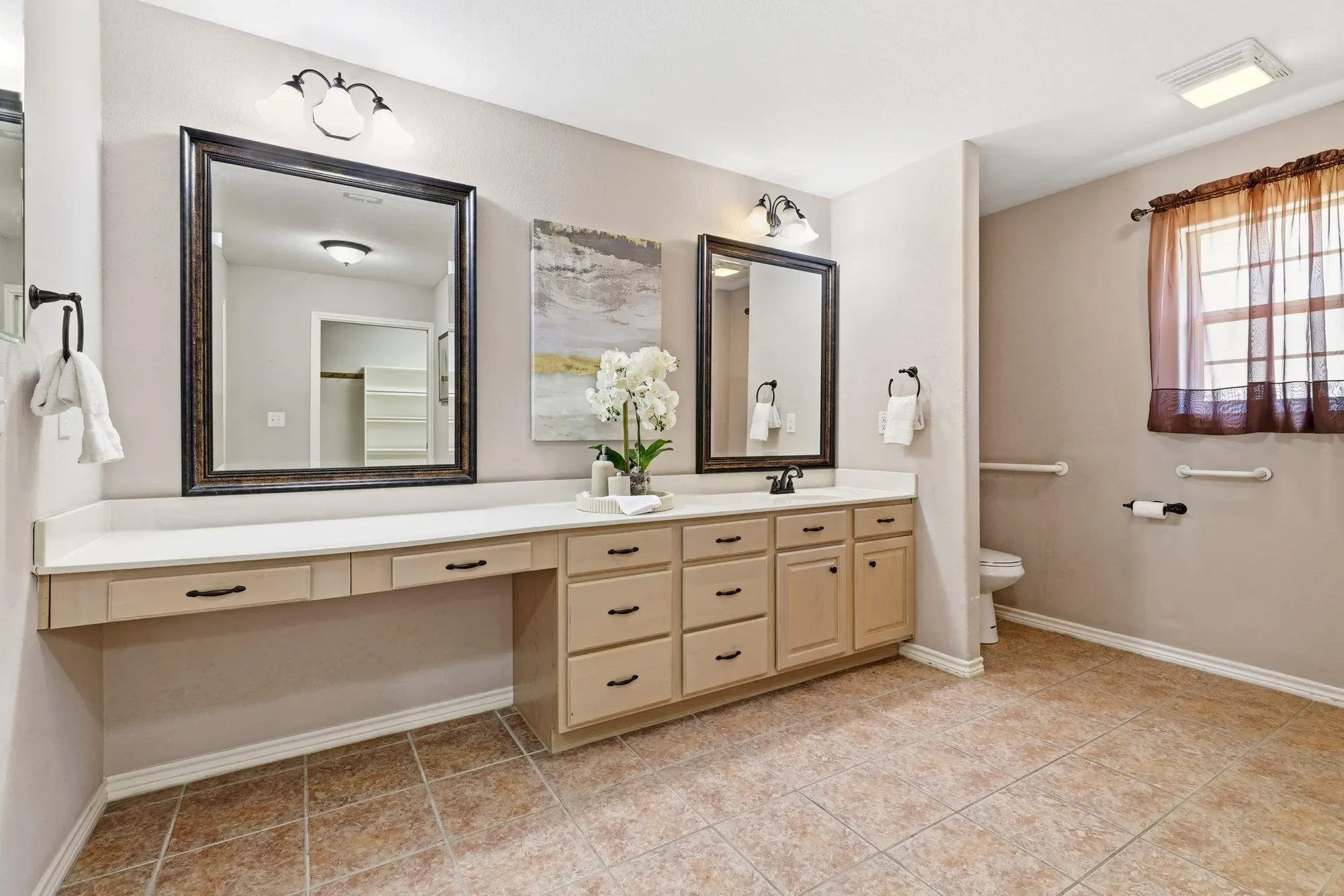 200 Apache Trail ST, Burnet, Texas, United States. - Photo 16
