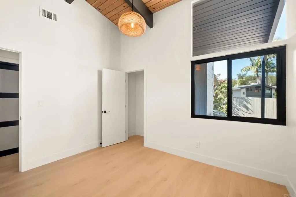 Gallery photo 5