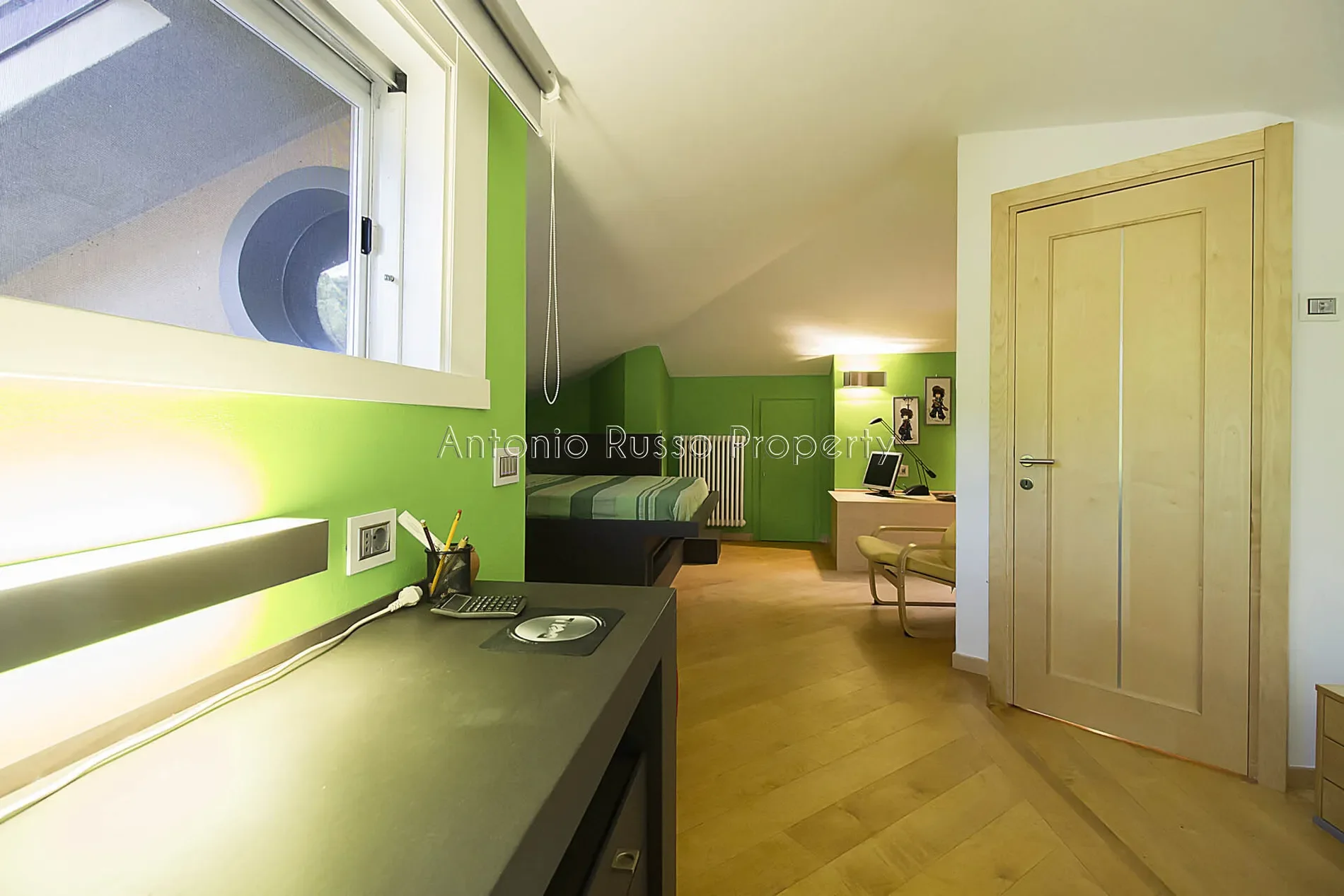 Gallery photo 3