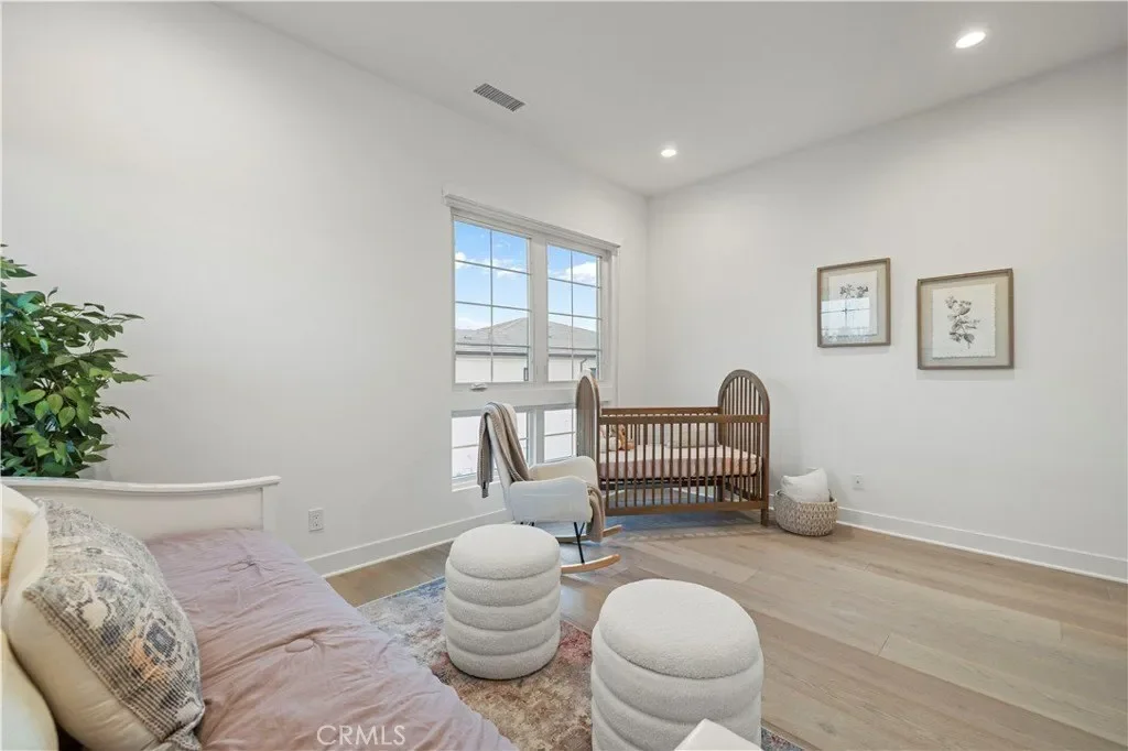 11029 Lurline Avenue, Chatsworth, CA, 91311, USA, Los Angeles, California, United States. - Photo 9