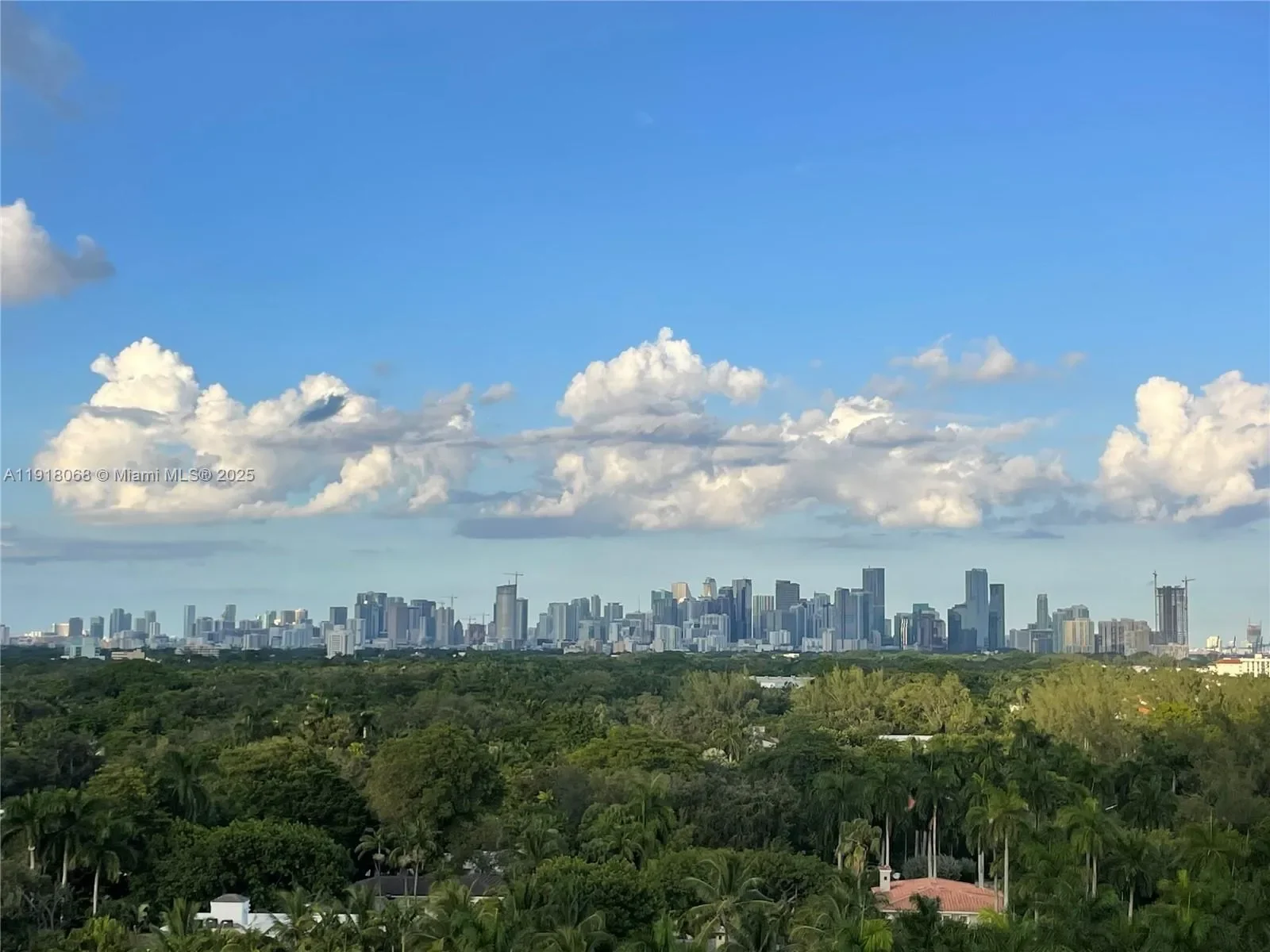 2575 S Bayshore Dr 15B, Miami, Florida, United States. - Photo 2