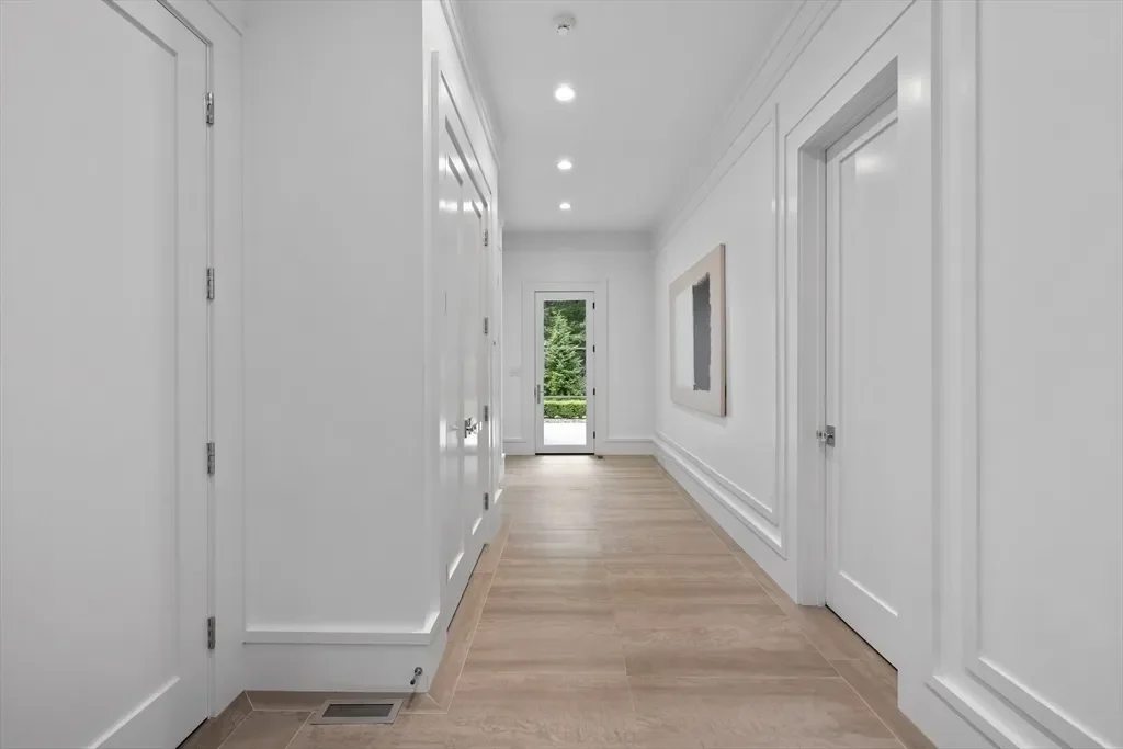 138 Woodland Road, Brookline, Massachusetts, United States. - Photo 16