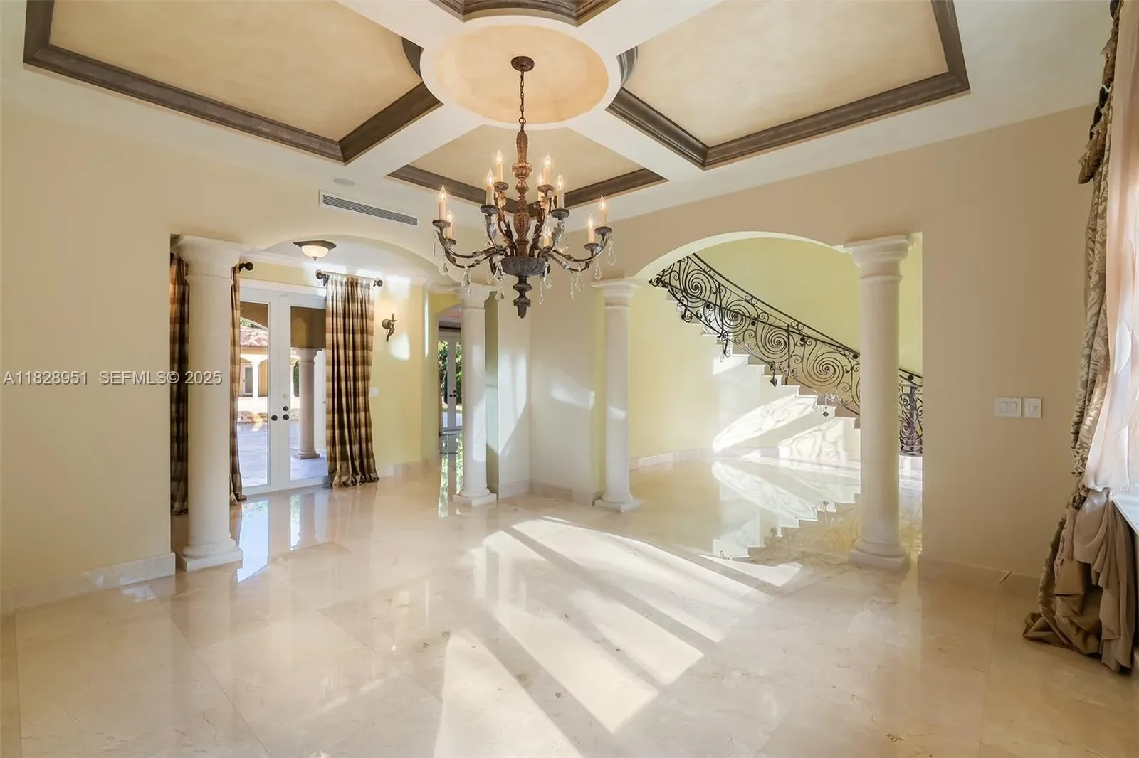 10851 SW 63rd Ave, Coral Gables, Florida, United States. - Photo 5