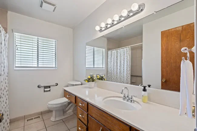 1500 Sunset Drive, Hollister, CA 95023, Hollister, California, United States. - Photo 22