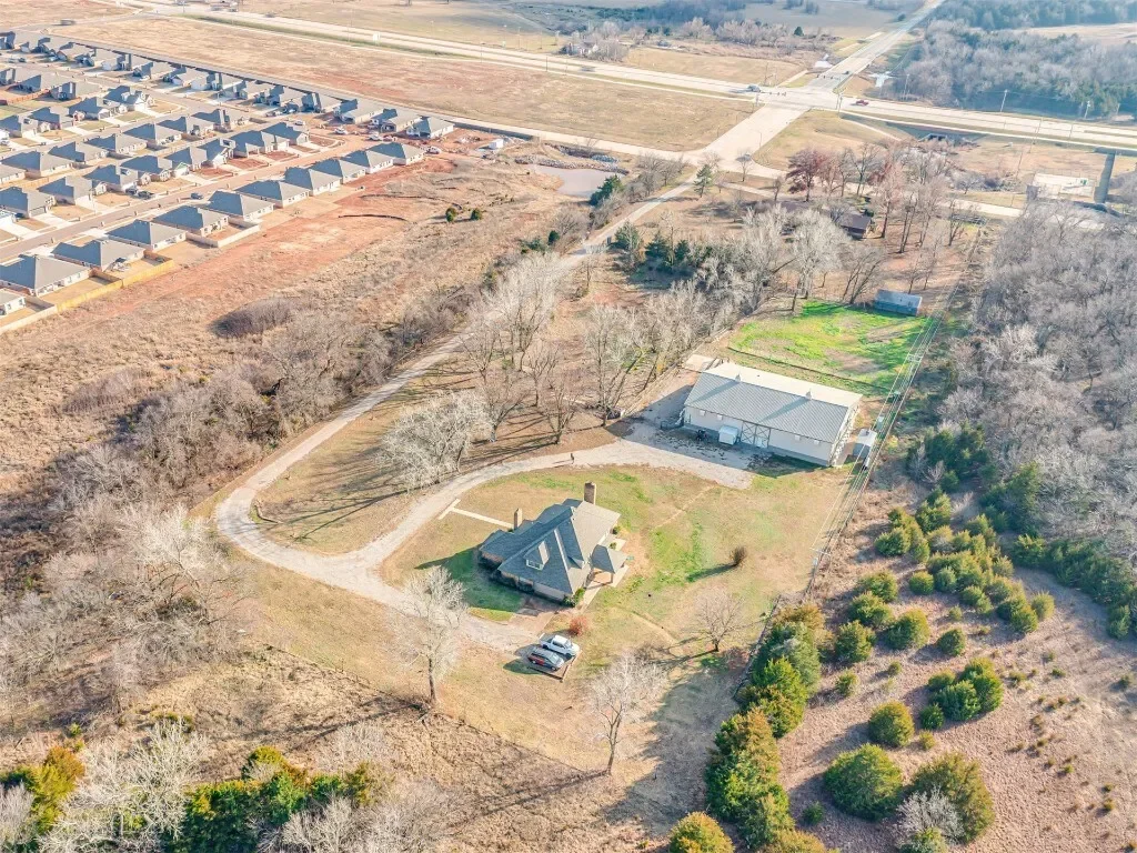 3595 E State Highway 9 Road, Norman, OK 73071, Norman, Oklahoma, United States. - Photo 11