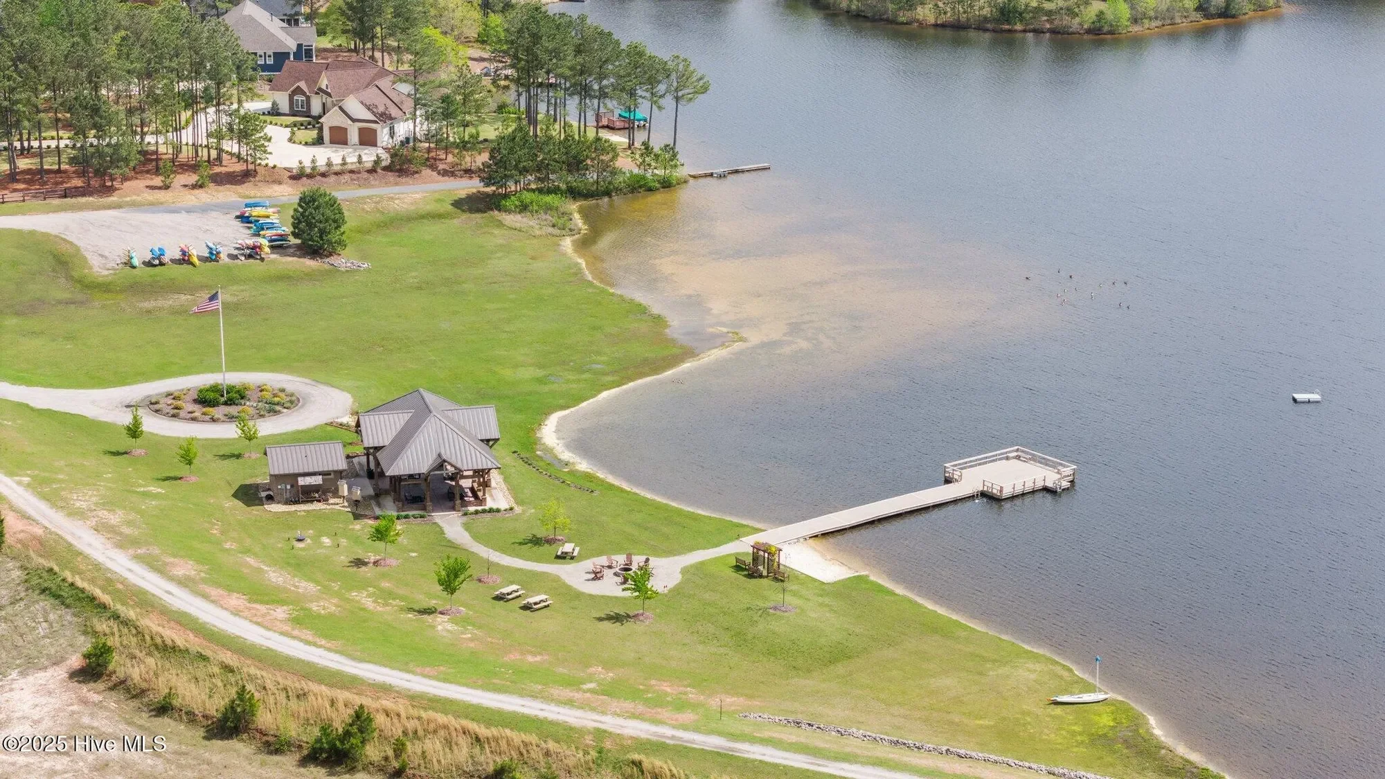 414 Mclendon Hills Drive, Seven Lakes, North Carolina, United States. - Photo 15