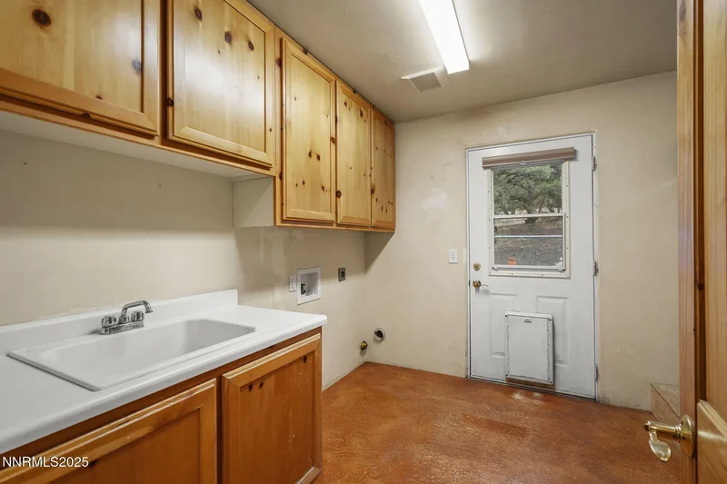1610 Combination Road, Reno, NV 89521, Reno, Nevada, United States. - Photo 19
