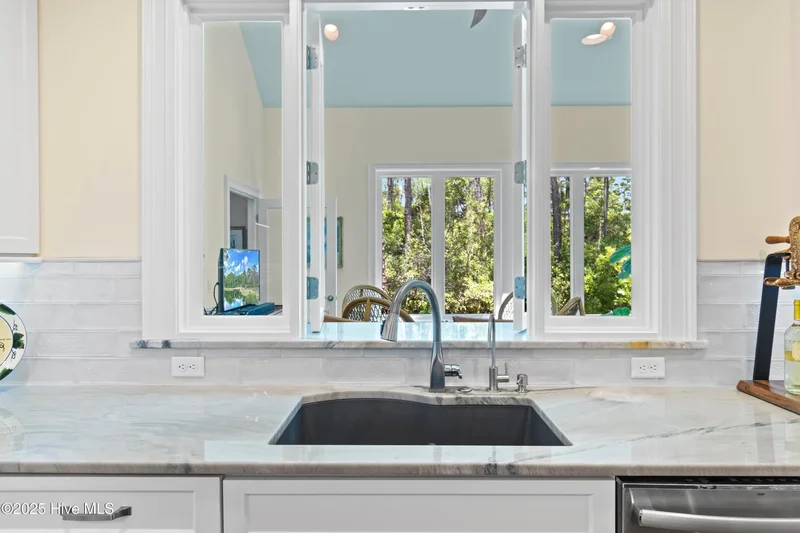 2555 Parkridge Drive, Southport, North Carolina, United States. - Photo 39