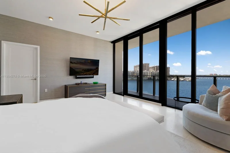 3581 E Glencoe St 501, Miami, Florida, United States. - Photo 16