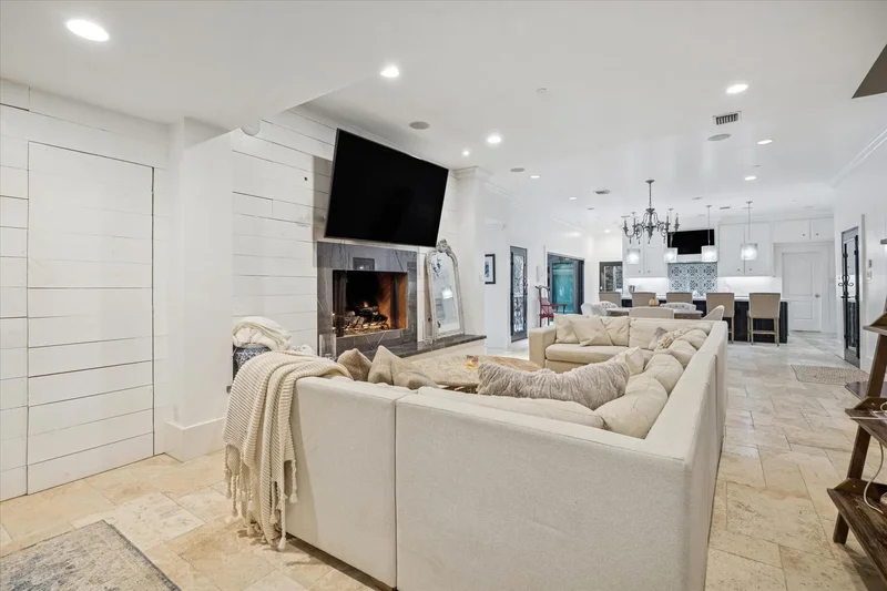 10611 Tarrington Drive, Houston, Texas, United States. - Photo 4