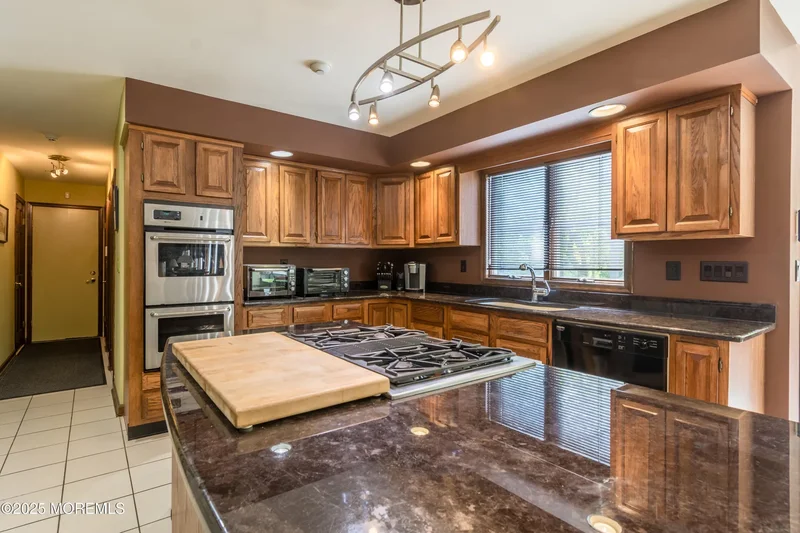 5 Lucas Lane, Millstone, NJ 08510, Millstone, New Jersey, United States. - Photo 13