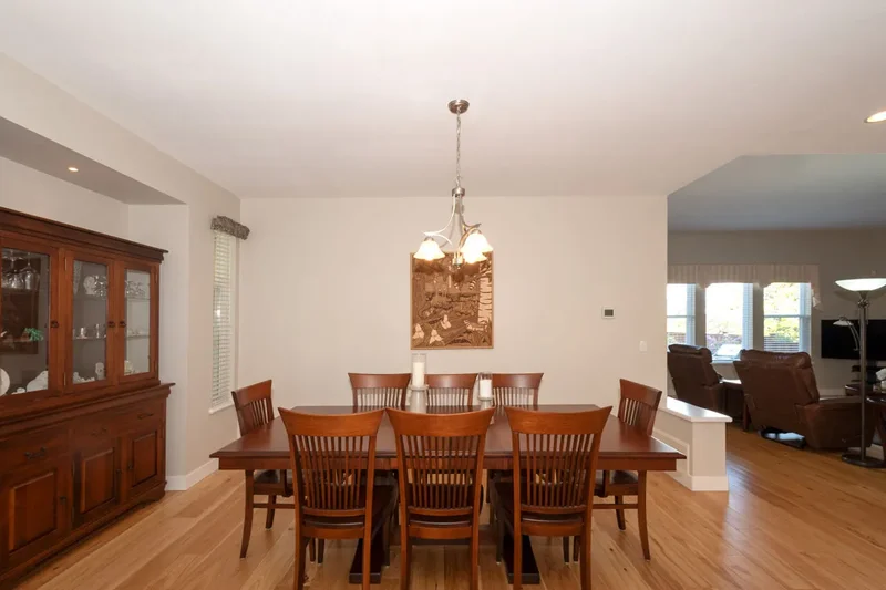 64 Maple Dr, Port Moody, BC V3H 0A7, Canada, Port Moody, British Columbia, Canada. - Photo 6