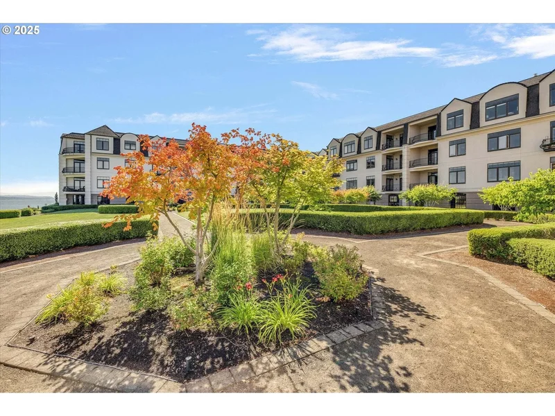 707 N Hayden Island Dr #215, Portland, OR 97217, Portland, Oregon, United States. - Photo 46