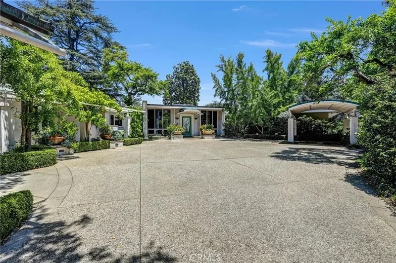 935 Hillcrest Place, Altadena, California, United States. - Photo 40
