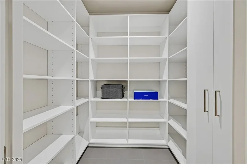 807 Magnum Cliff Court, Henderson, Nevada, United States. - Photo 59
