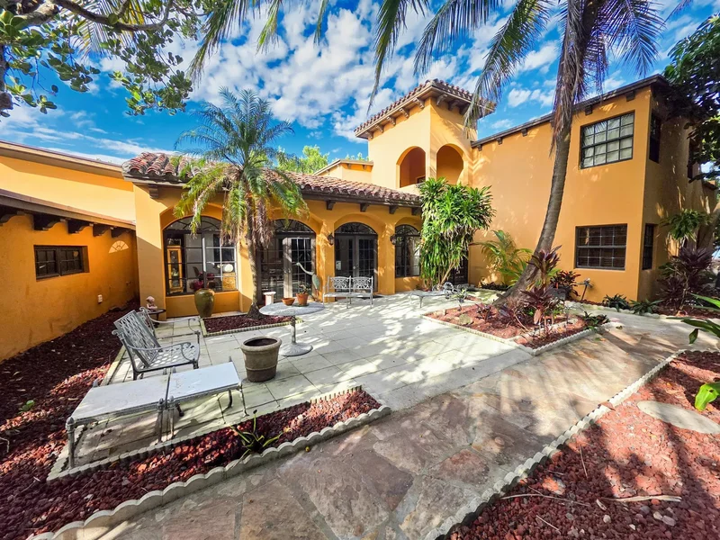 4200 N Surf Road, Hollywood, FL 33019, Hollywood, Florida, United States. - Photo 17