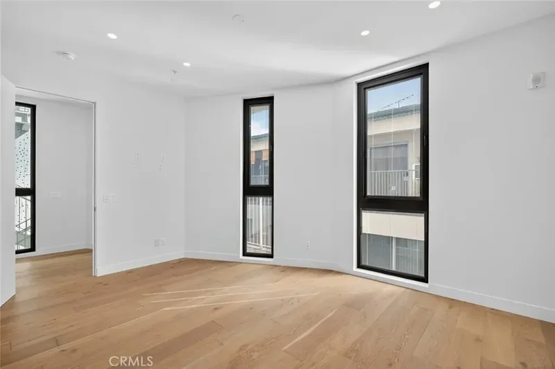 1253 N Sweetzer 3, Los Angeles, California, United States. - Photo 17