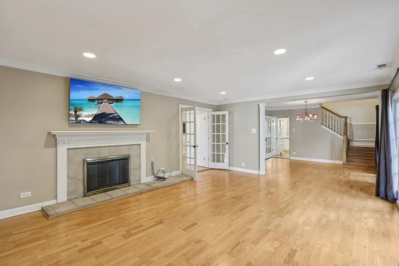 6619 Palma Lane, Morton Grove, IL 60053, Morton Grove, Illinois, United States. - Photo 20