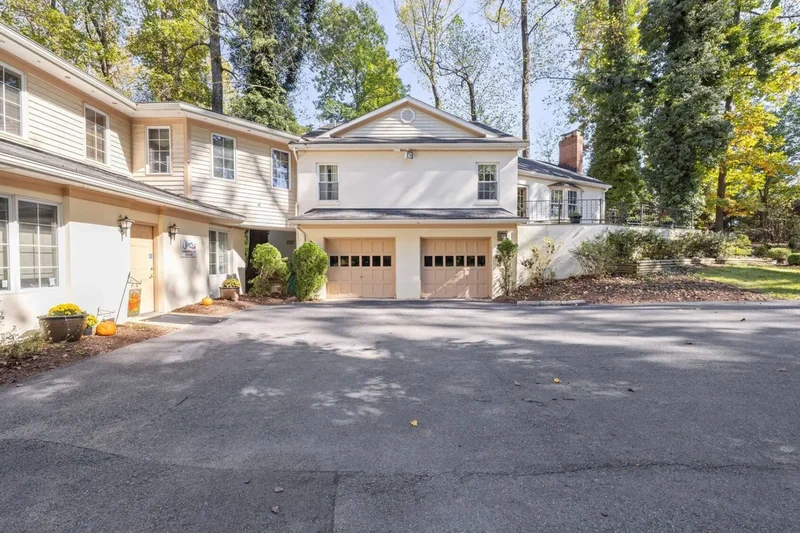 2701 Olney Sandy Spring Road, Olney, MD 20832, Olney, Maryland, United States. - Photo 44