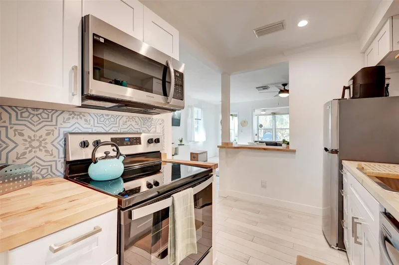 1944 NE 5th St, Deerfield Beach, Florida, United States. - Photo 13