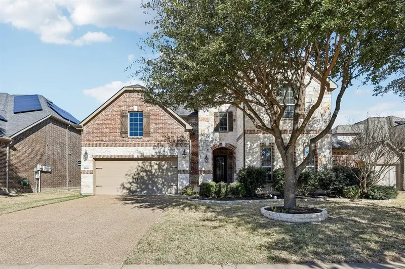 Single Family Residence in Frisco