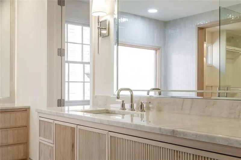 1108 Cumberland Court, Nichols Hills, Oklahoma, United States. - Photo 31