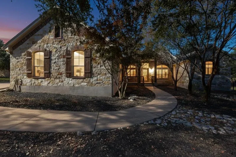 121 Quarry Park Cove, Liberty Hill, TX 78642, Liberty Hill, Texas, United States. - Photo 21