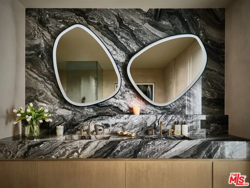 2442 Banyan Drive, Los Angeles, California, United States. - Photo 17