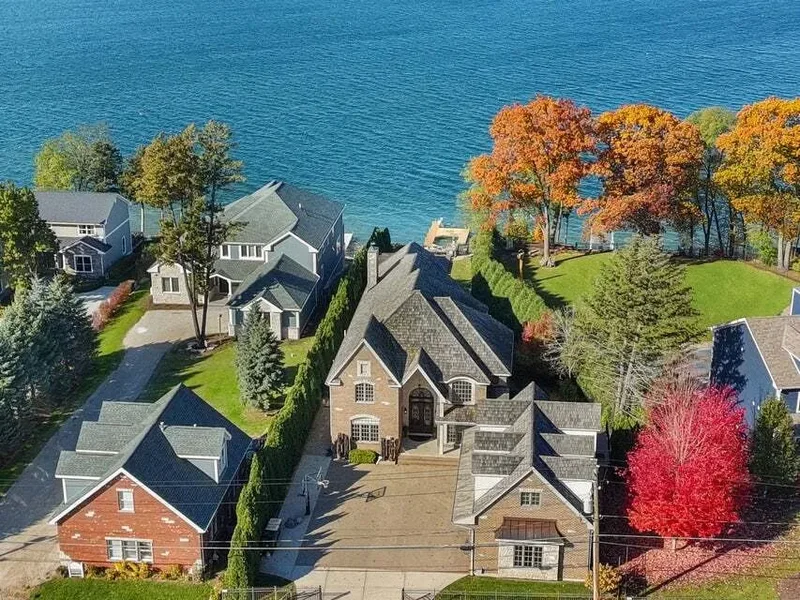 2611 E. Lake Shore Dr, Twin Lakes, WI, 53181, USA, Twin Lakes, Wisconsin, United States. - Photo 79