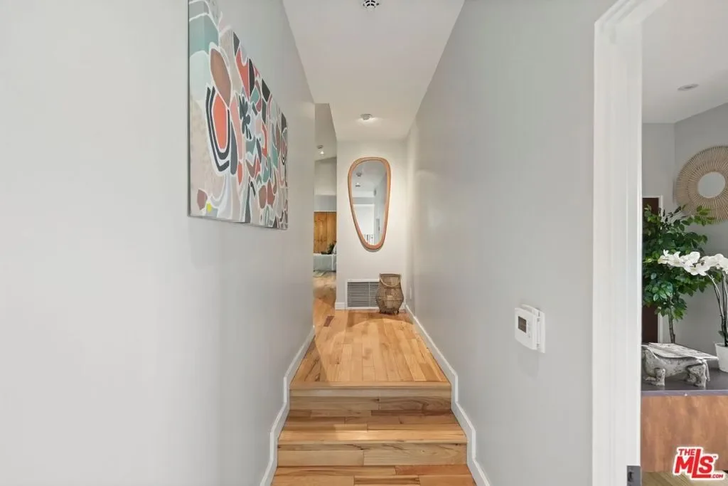 21956 Cereza Way, Topanga, California, United States. - Photo 30