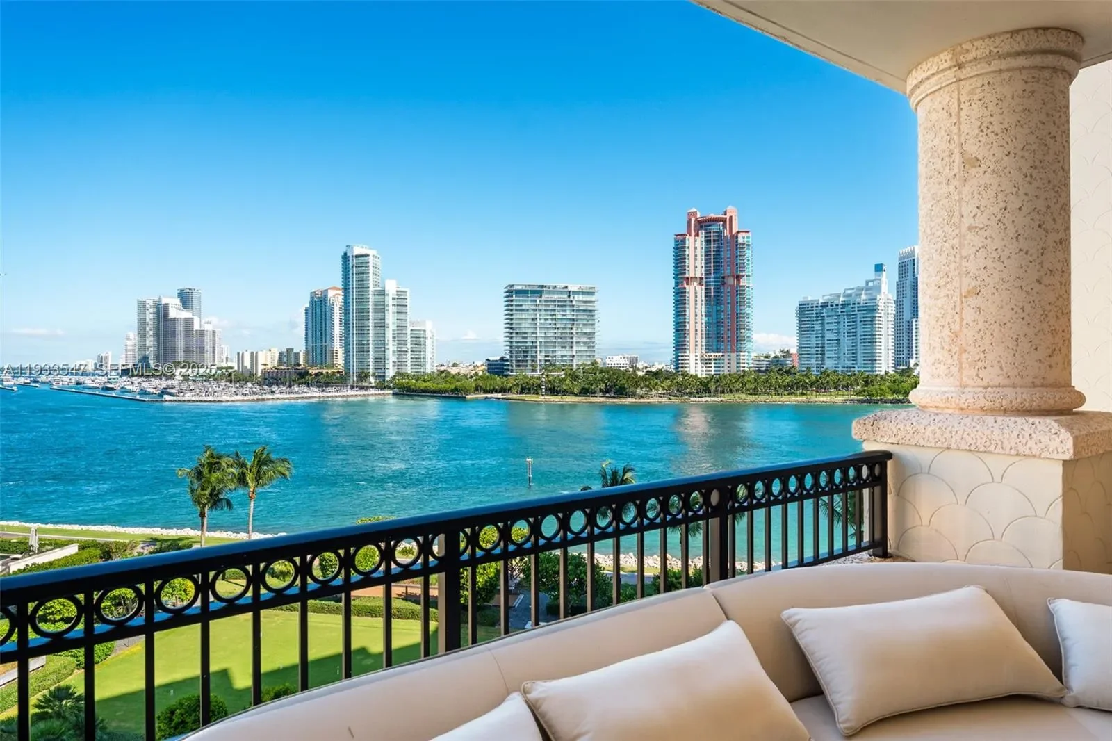 7061 Fisher Island Dr, Miami Beach, Florida, United States. - Photo 22