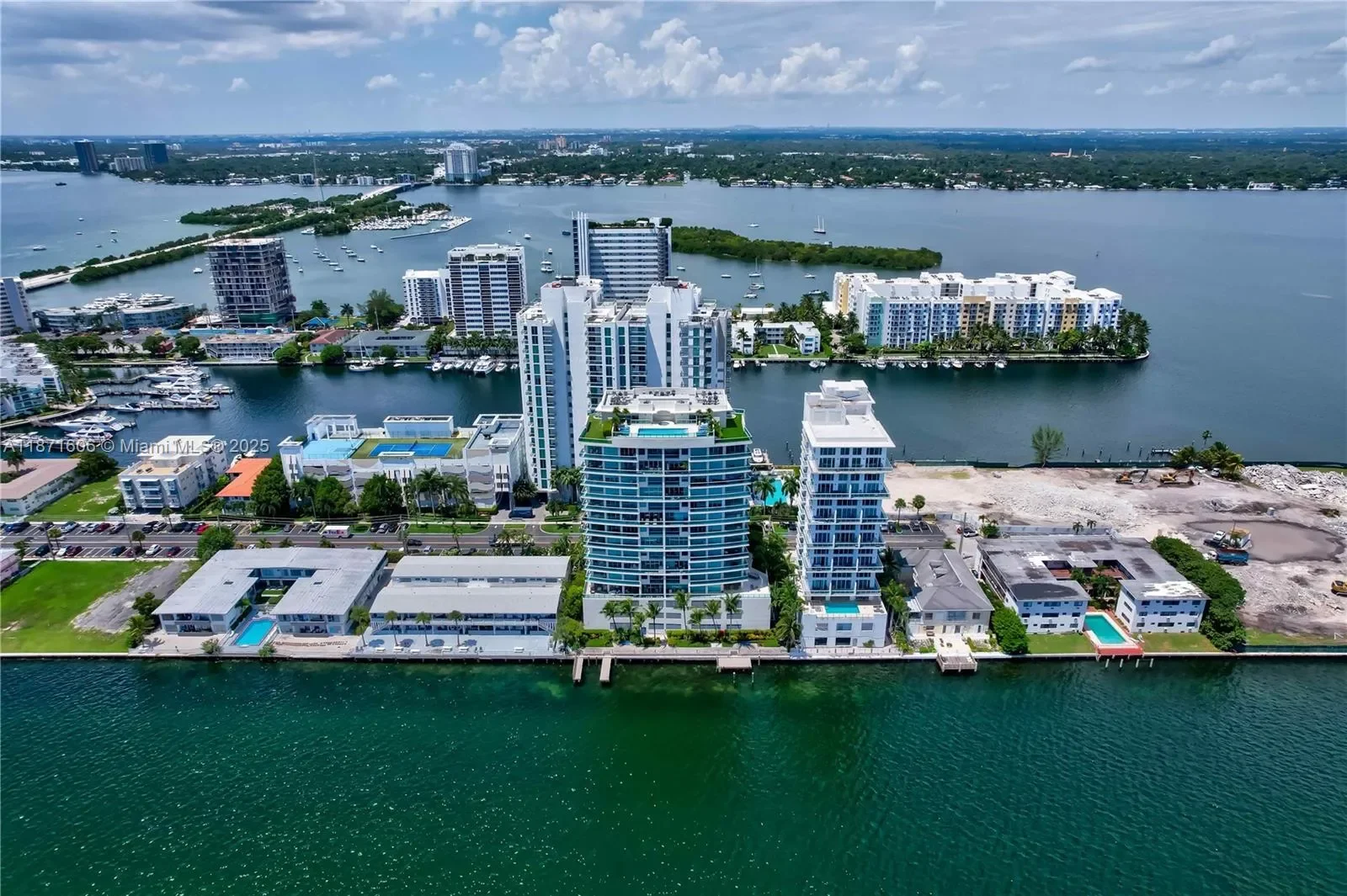 7935 East Dr 1104, Miami Beach, Florida, United States. - Photo 57